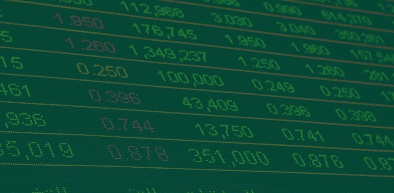 Building an automated market-making strategy with real-time execution and risk management
